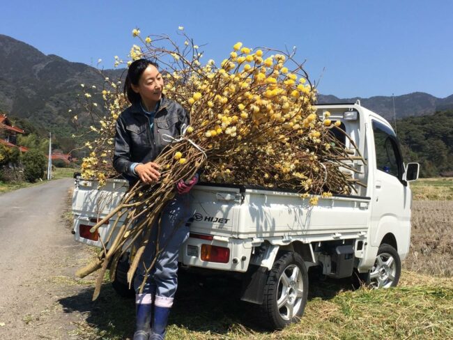 山口市/自然と対話しながら体感する和紙づくり
