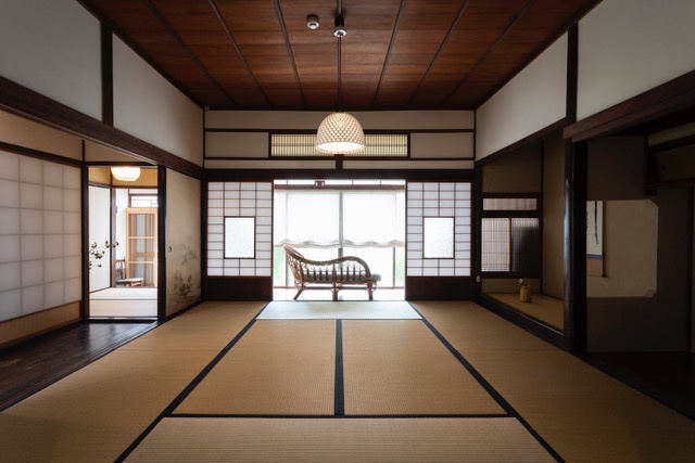 別邸ひわだや